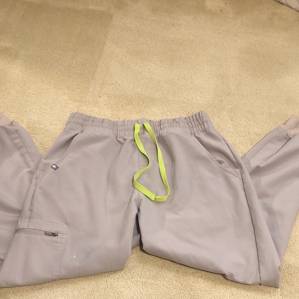 Figs Jogger Scrub Bottom - size M